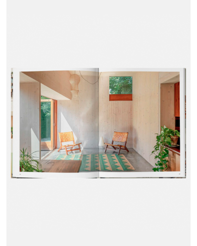 Grasp Portable Lamp H47 - matt beetroot